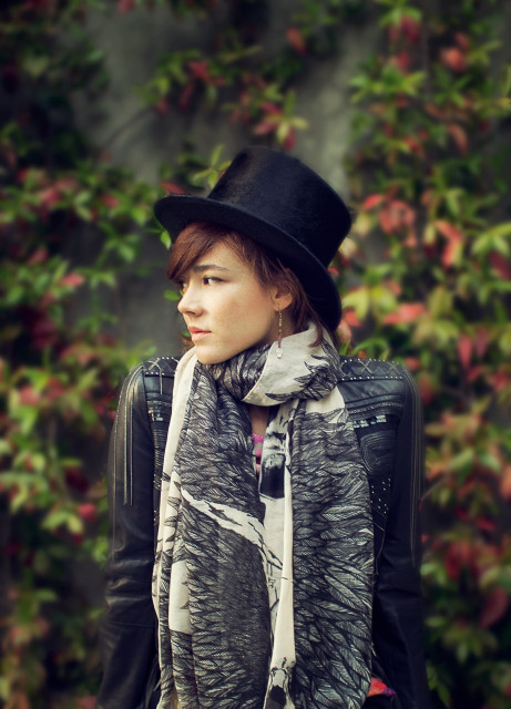 Hande kirmizi cicekler IMG_8387